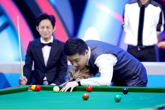 与体育健儿 与体育健儿